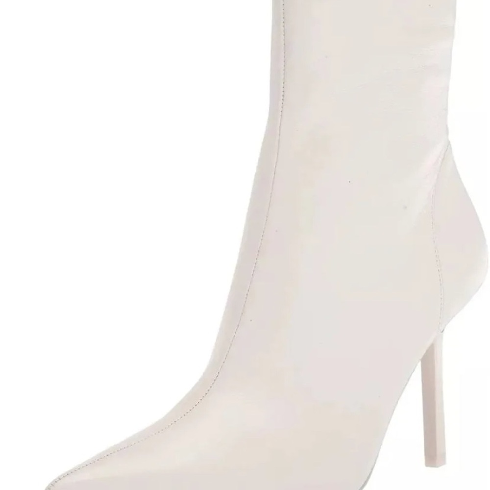 Steve Madden Iyanna White Leather Boots